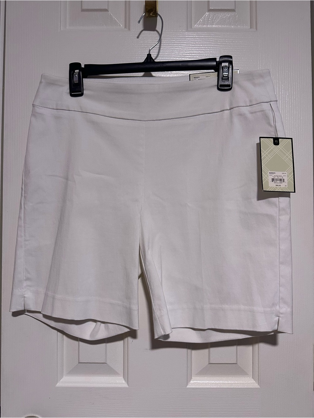 Dana Buchman White Pull-On Bermuda Shorts